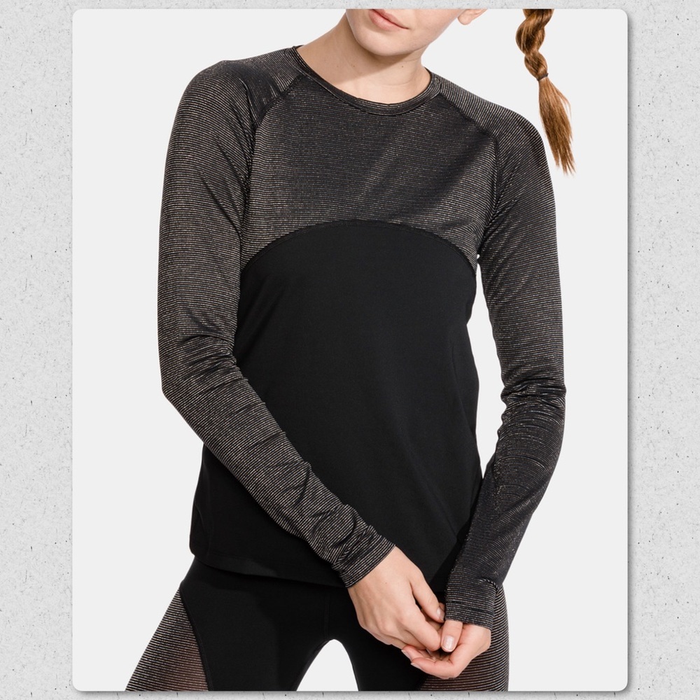 NIKE Pro Warm Colorblocked Mock Neck Top